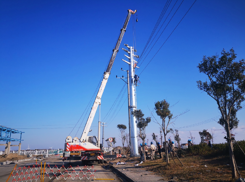 國網(wǎng)如東供電公司黨員服務隊緊盯重點項目施工安全不松弦