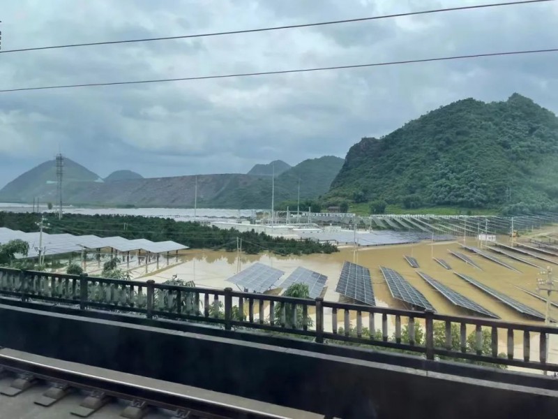 地面電站秒變漂浮電站，又一光伏電站被水淹！