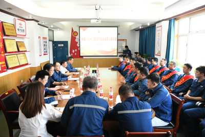 陜投電力運(yùn)營召開慶祝“八一”建軍節(jié)暨退役軍人表彰座談會