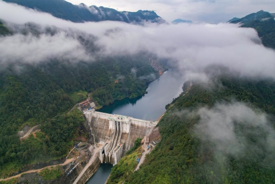 中國(guó)電建設(shè)計(jì)承建的周寧抽水蓄能電站全面投產(chǎn)發(fā)電