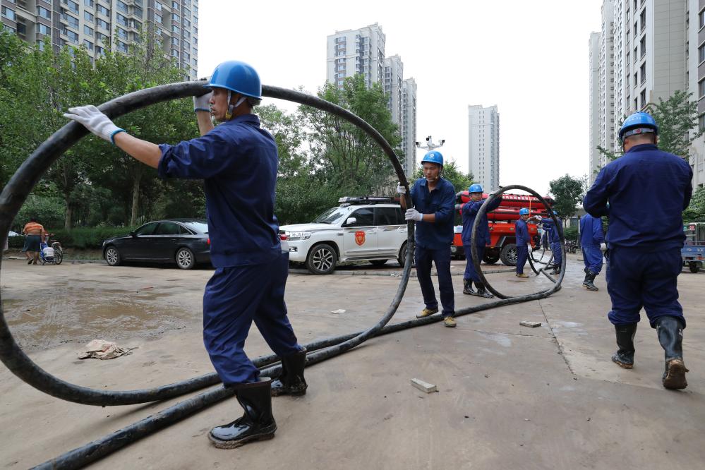 電來了，光就來了——河北涿州加快電力設(shè)施搶修見聞